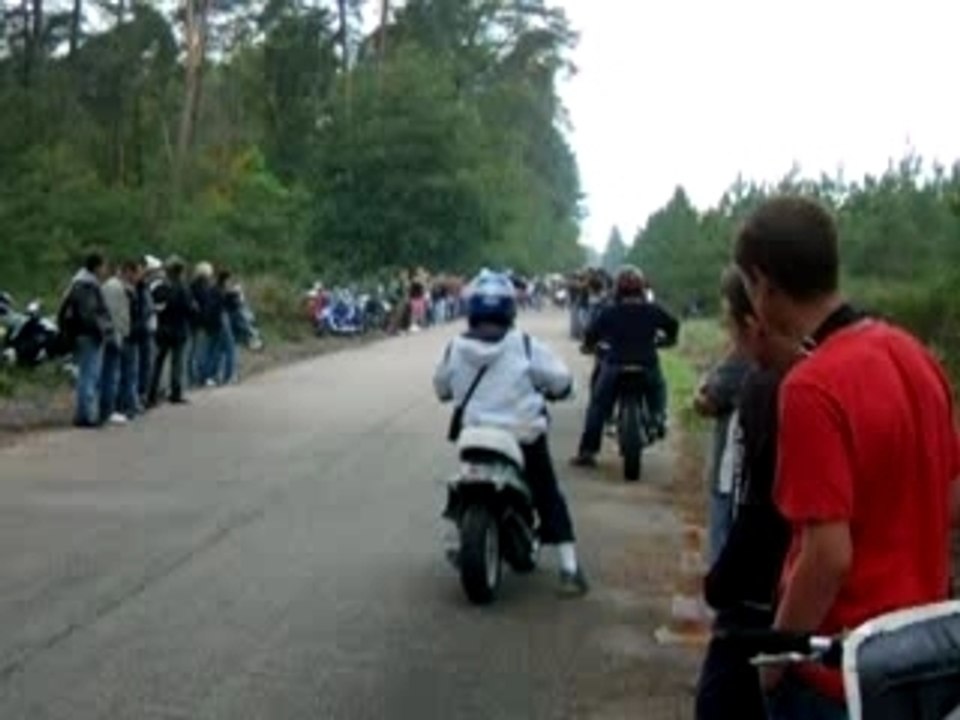 derbi mhr vs derbi pro race