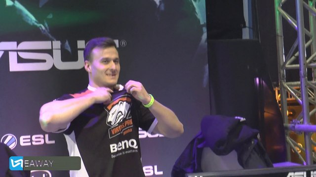 Virtus.pro vs LGB - Ambiance demi-finale - EMS One Katowice