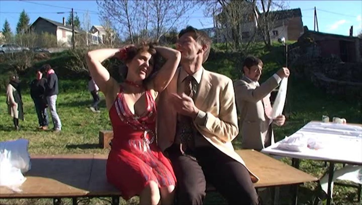 Arts de la Rue - Humani Theatre