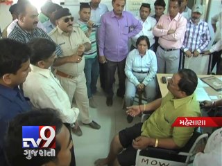 Liquor mafia attacks woman PSI for raiding , Mehsana - Tv9 Gujarati