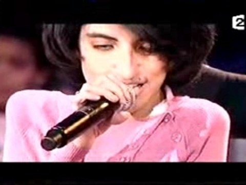 Hélène Ségara - Montage Cémyprod