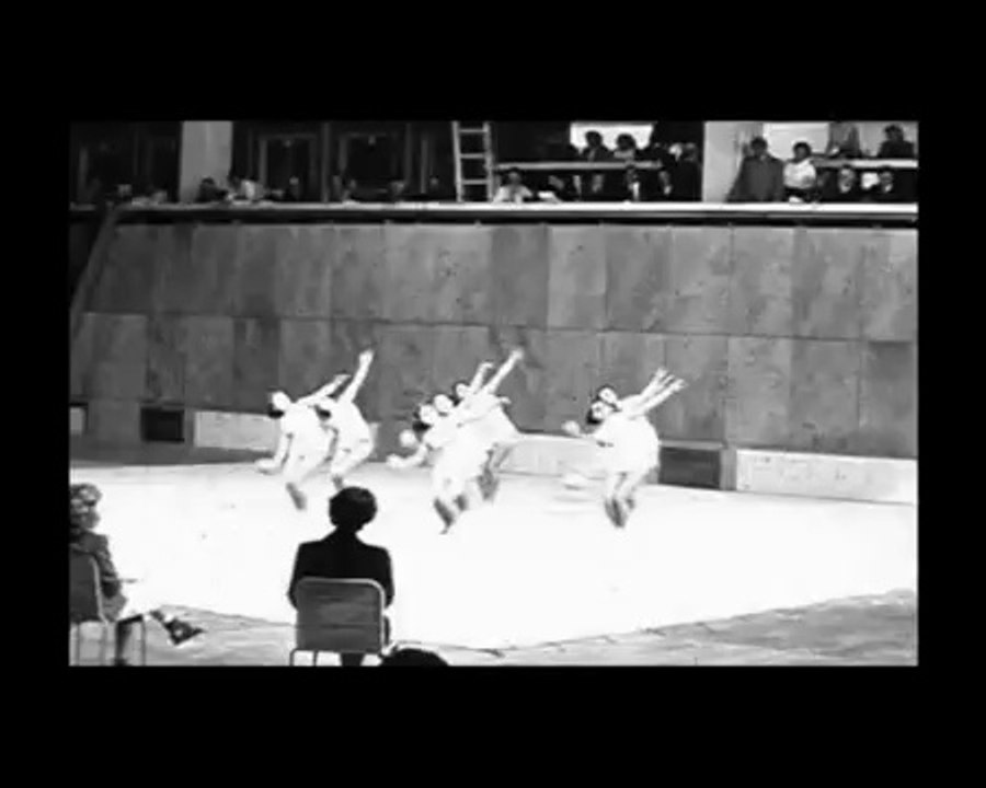 1952 Gymnastics Team Portable002