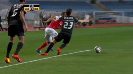 Football : Le bijou de Felipe Pardo