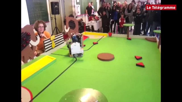 Lannion. L'Eséo d'Angers remporte la coupe de Bretagne de robotique