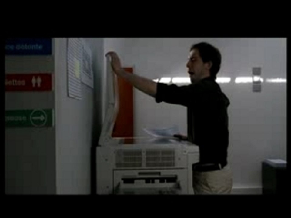 Ouest France Jean Claude au bureau 2