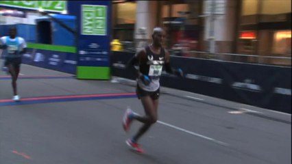 Farah falls, then collapses at New York Half