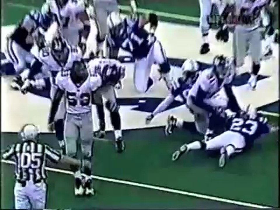 Brandon Short stops James Mungro on 4th down