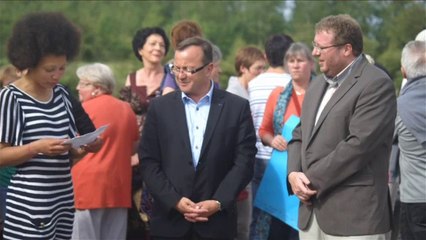 Nous nous engageons à prendre les moyens pour supprimer humainement le camp des migrants dans les prochaines années.