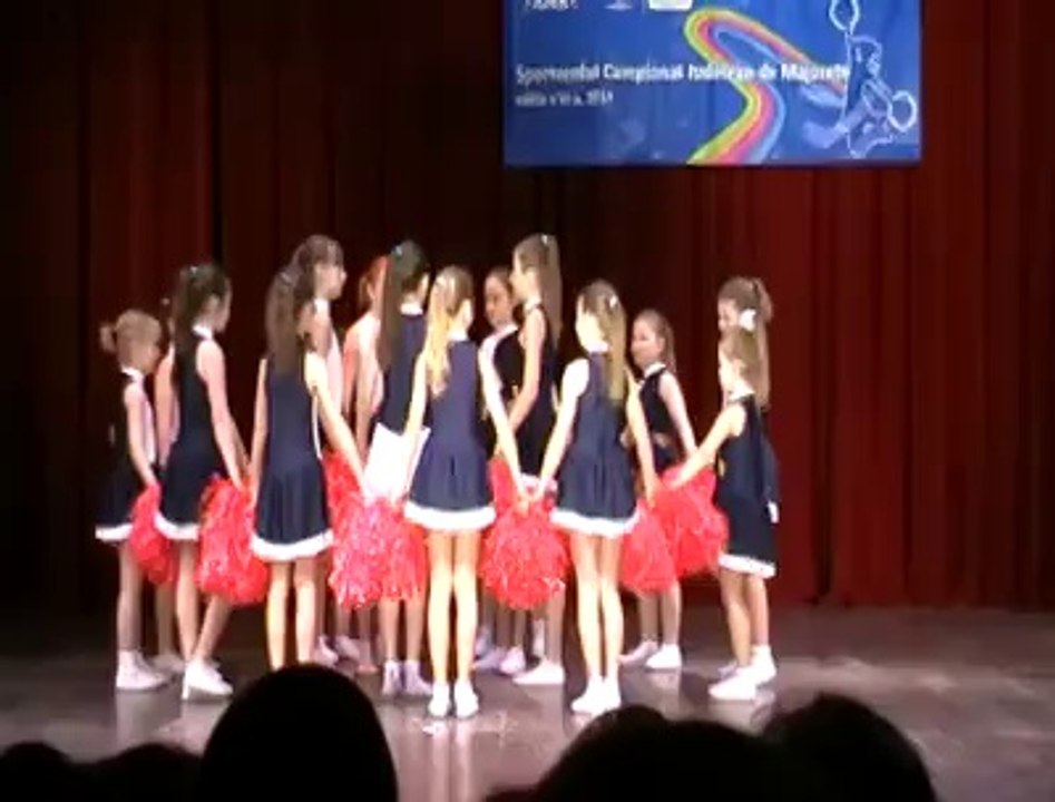 Majorete Queens Dancing Gherla - campiont judetean Cluj