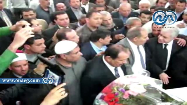 أهالي الشرقية يشيعون جثمان عزازي فى جنازة شعبية بمسقط رأسه