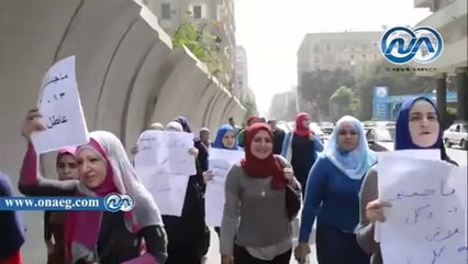 تظاهر حملة «الماجستير» و الدكتوراة أمام مجلس الوزراء لتعينهم بالدولة