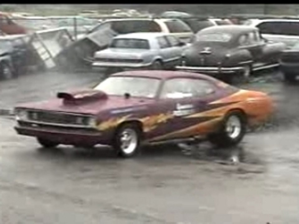 72PlymouthDusterBurnOut