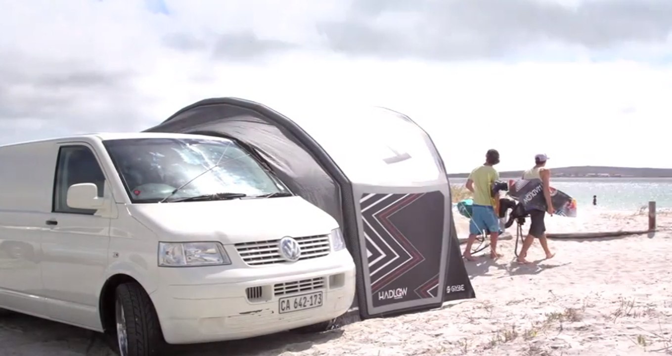 Tom Court introduces Aaron Hadlow to the GYBE Team Kitesurf