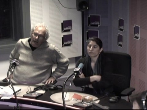 Les Matins - Les scandales de la droite font-ils les affaires de Marine Le Pen ?