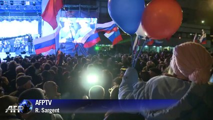 Crimée: à Simféropol, liesse russe sur la place Lénine
