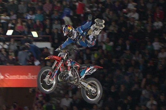 Levi Sherwood won the 2014 Mexico Red Bull X-Fighters - FMX