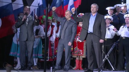 Scène de liesse en Crimée à la suite du référendum