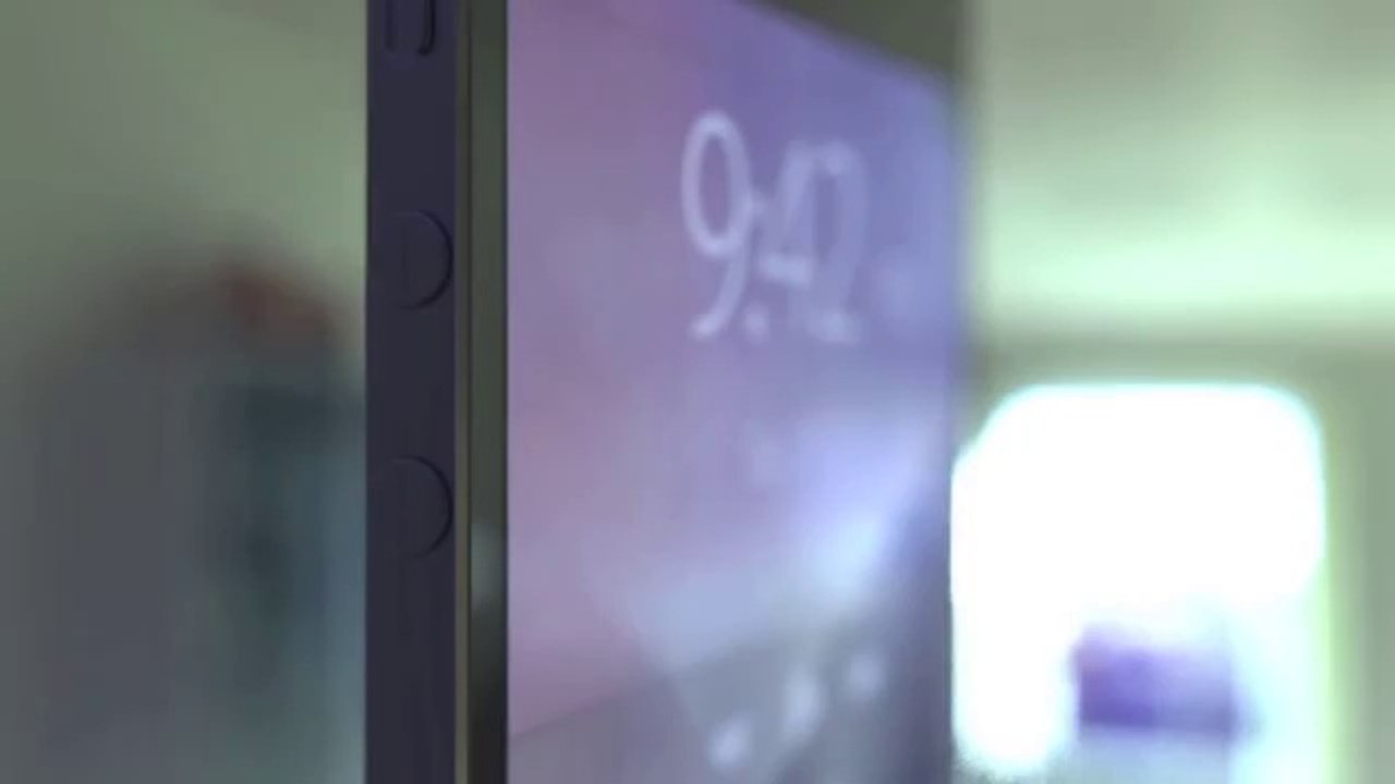 Apple Iphone 6 Concept Ideas!  Hidden Feautures (screen projector with mac os) ,( projector keybord)