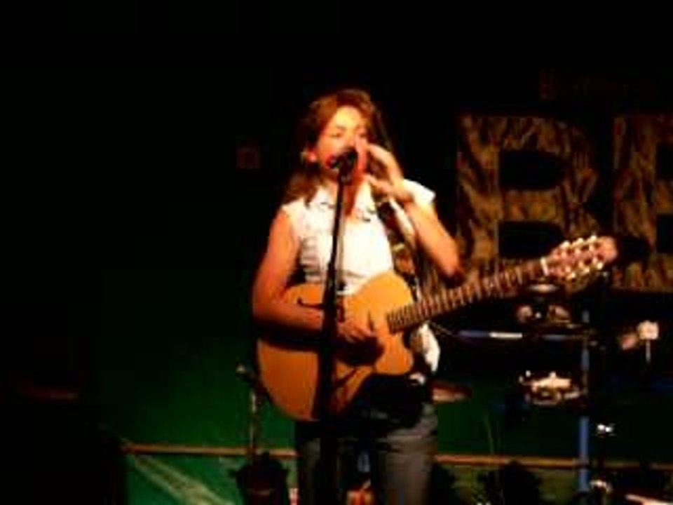 Mourir aux larmes Sedan