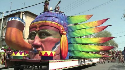 Israelis don costumes to mark carnival-like Purim holiday