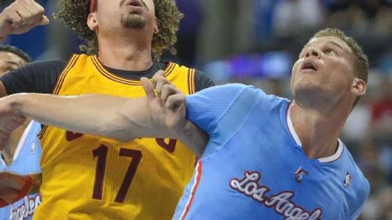 Griffin Lifts Clippers to 11th Straight