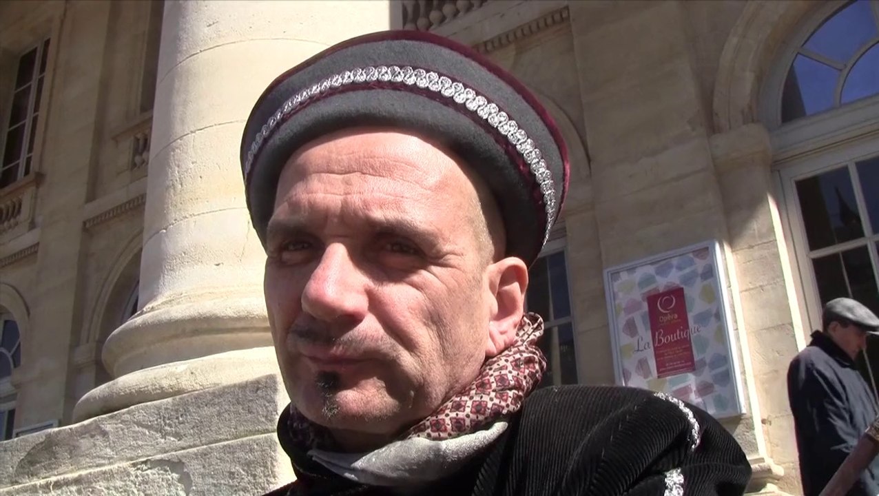 On m'invite à découvrir des intérieurs