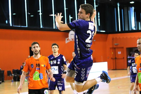 CREA HB OISSEL - HB GIEN LOIRET [TOP BUTS]