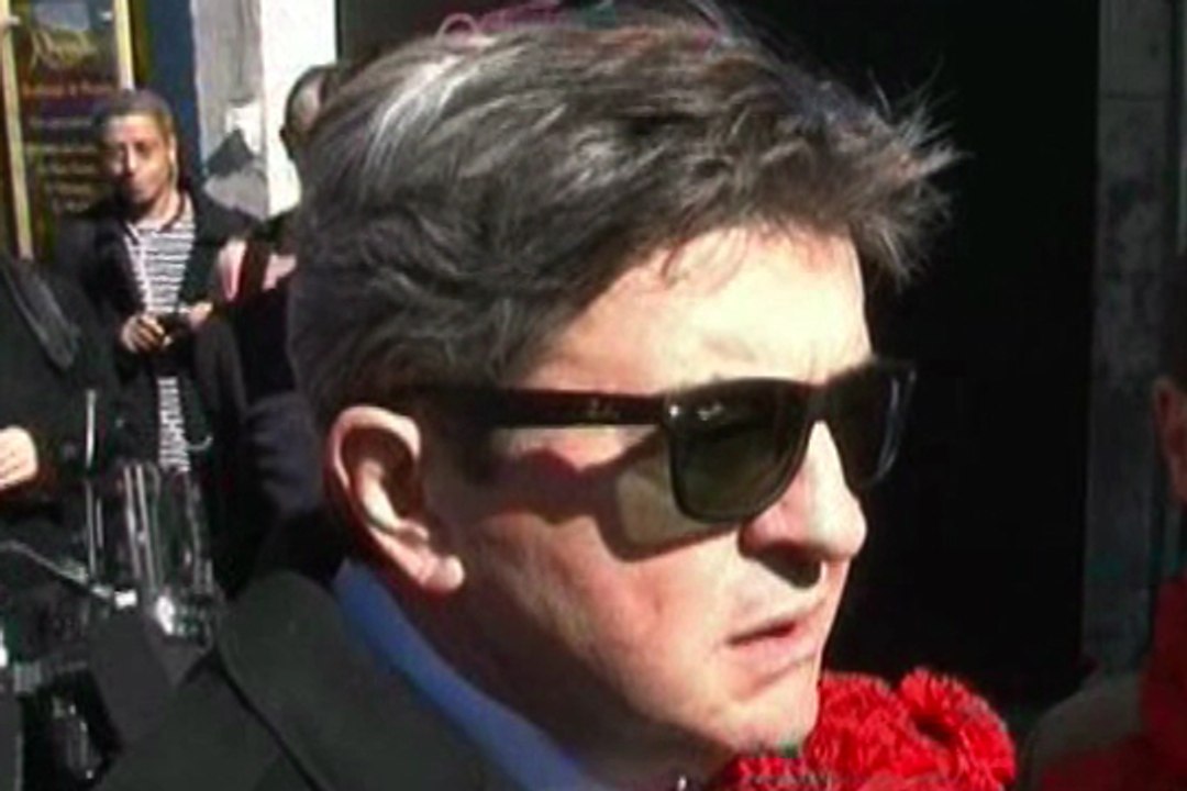 "Abruti, crétin, vermine" : Mélanchon insulte un journaliste - ZAPPING ACTU DU 17/03/2014