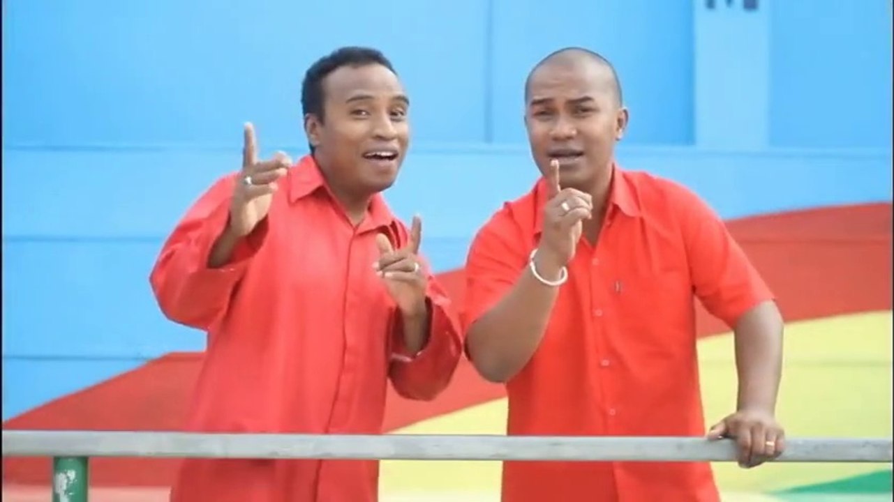 TARIKA HASINA ft TANTELY NY FEO  -   Nampanantena  (gasy - malagasy)