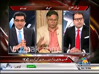 Hasan Nisar telling condition of Government Schools near Raiwind