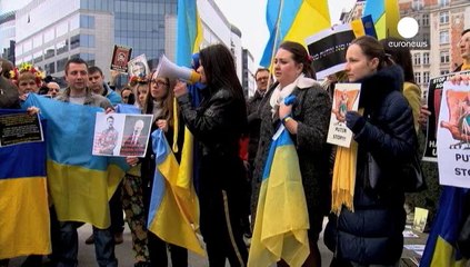 Ucraina: sanzioni europee contro una ventina di russi