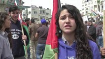 Thousands take to West Bank streets to support Abbas