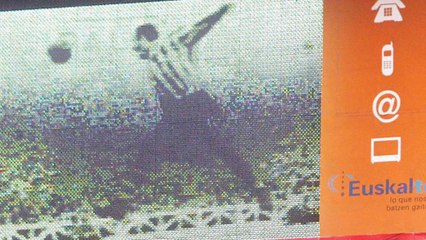 Marvellous Messi breaks Barca record