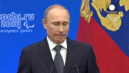 Vladimir Poutine reconnaît la Crimée comme un État souverain