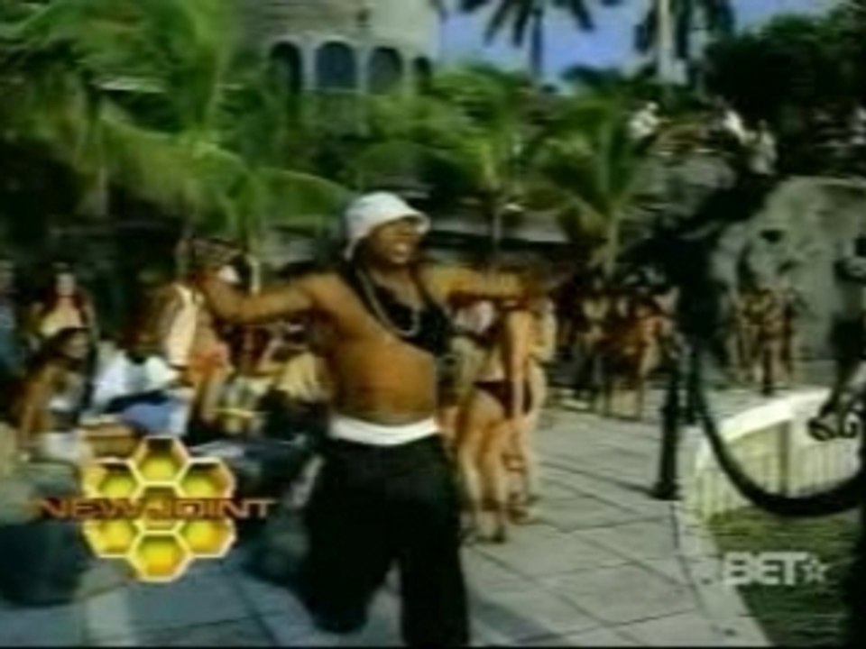 Ja Rule feat. Lloyd - Caught Up Video