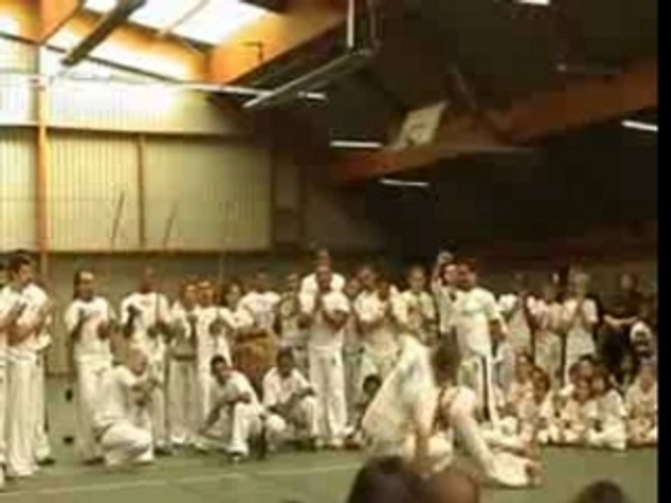 Capoeira Brasil (Paris) - Batizado 2004