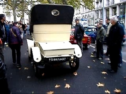 une DE DION BOUTON à Tours