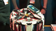 Lego Robot Solves Rubik’s Cube In Record Time