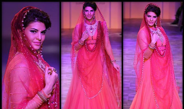 Jacqueline Fernandez walks the ramp for Tarun Tahiliani At LFW