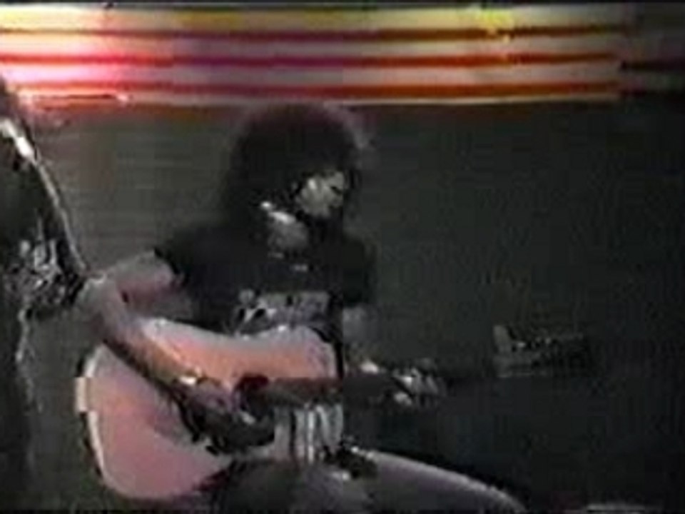 Guns N' Roses - Don't Cry (Live)