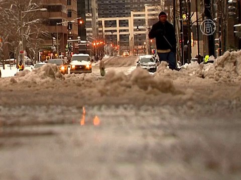 Зима не уходит из США: Вашингтон засыпало снегом