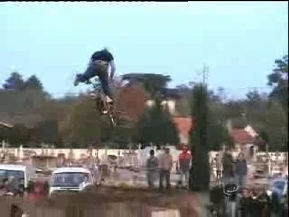 Pessac Dirt 2006