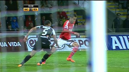 Rodrigo, gol pazzesco da fuori area