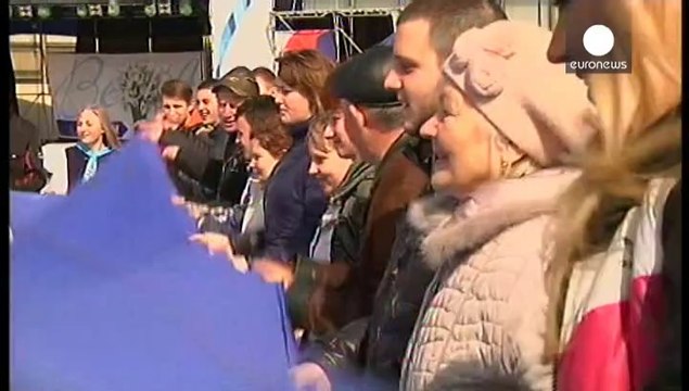 Euforia en Crimea tras la firma del acuerdo de anexión a Rusia