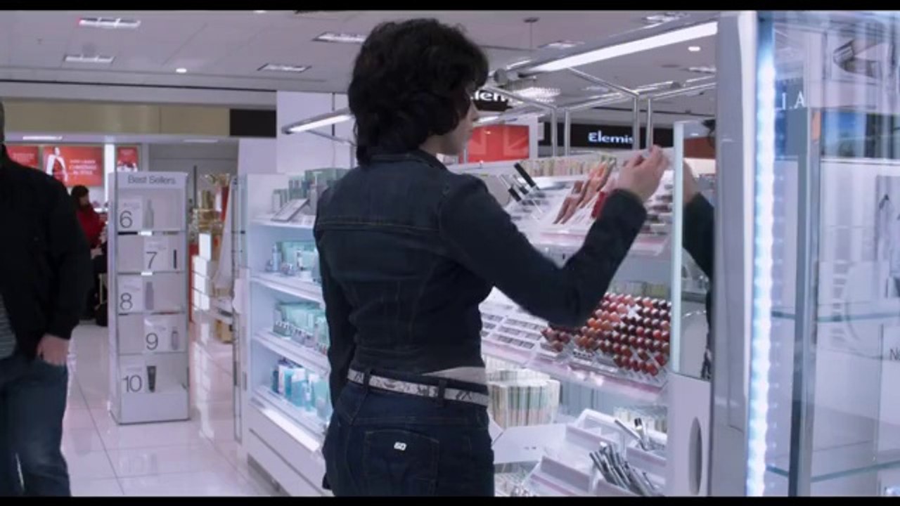 Under the Skin - Featurette