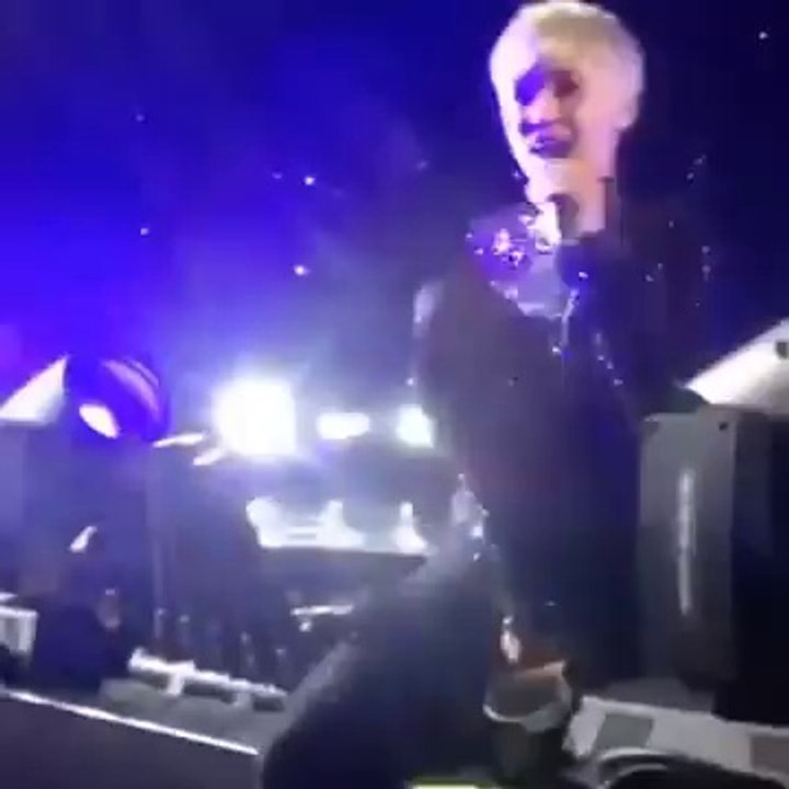 Miley Cyrus y Katy Perry