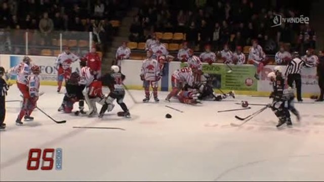 Hockey sur glace: Bagarre générale entre La Roche et Valence