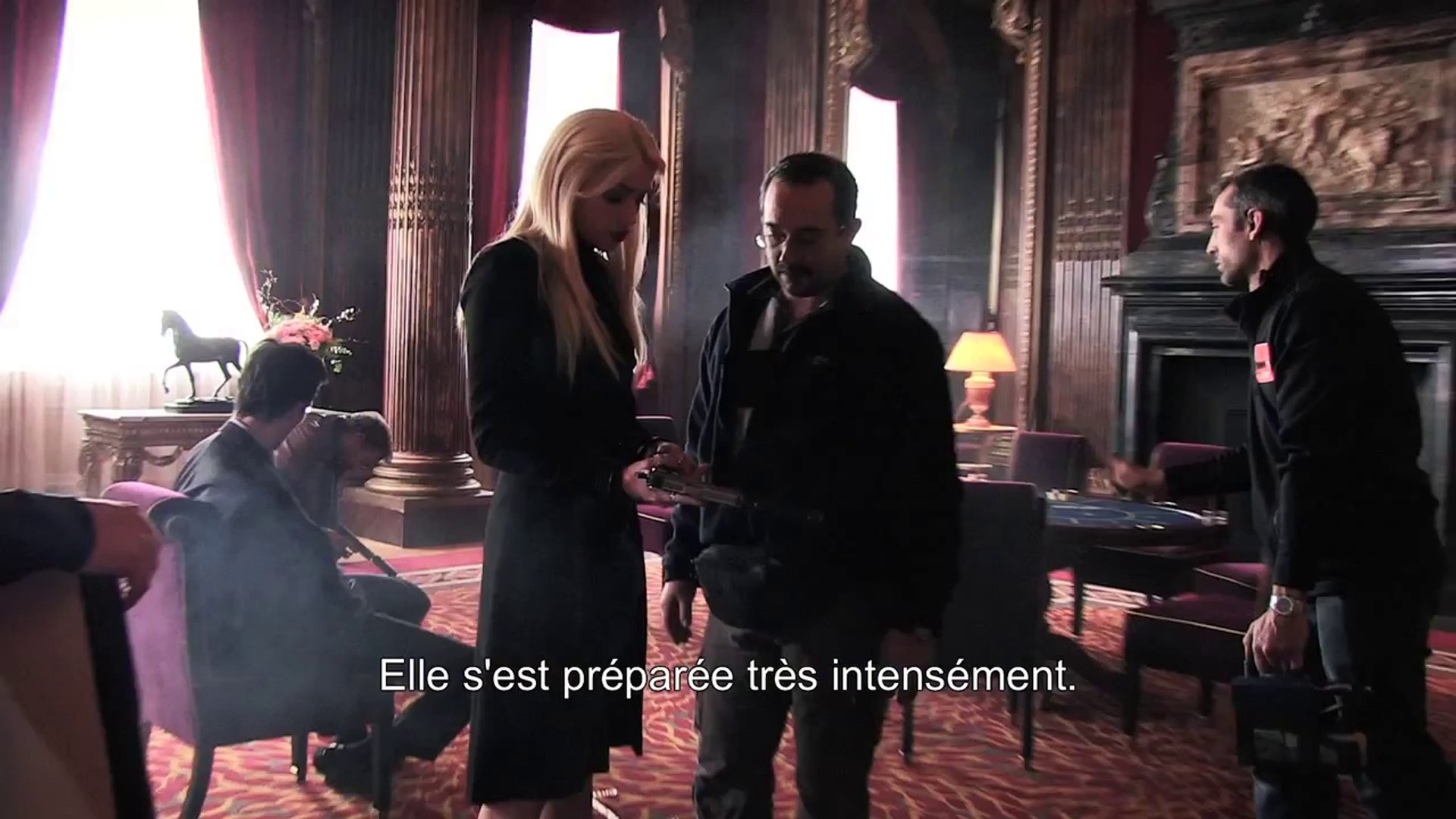 ⁣3 days to Kill - Featurette Amber Heard [VOST|HD720p]