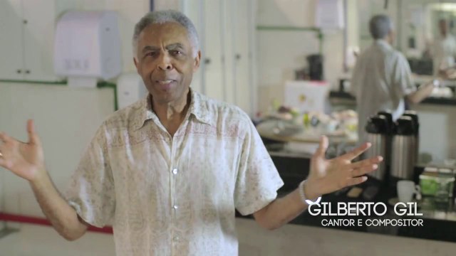 Gilberto Gil parabeniza e deseja boa sorte a Aécio Neves.