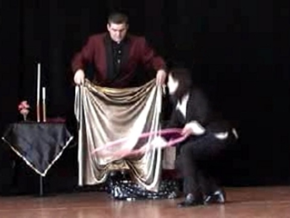 Lévitation Seizo le Magicien